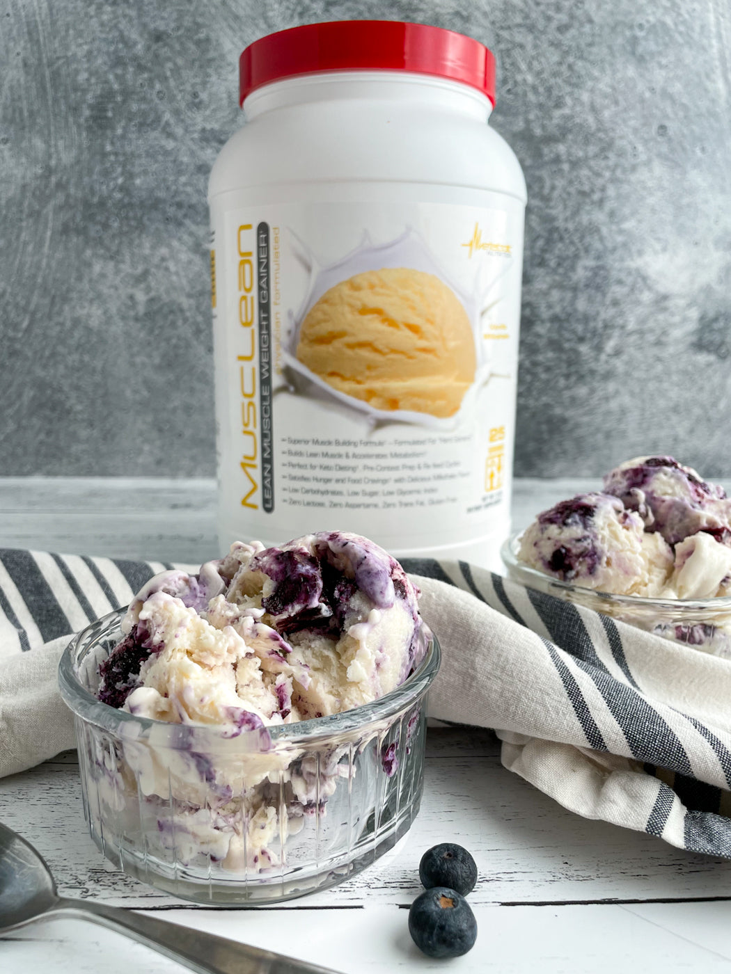 BLUEBERRY RIPPLE PROTEIN ICE CREAM