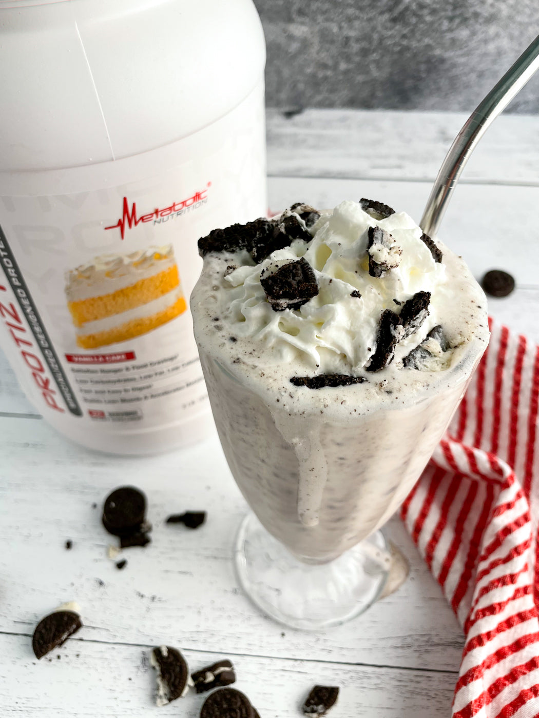 COOKIES & CREAM PROTEIN MILKSHAKE