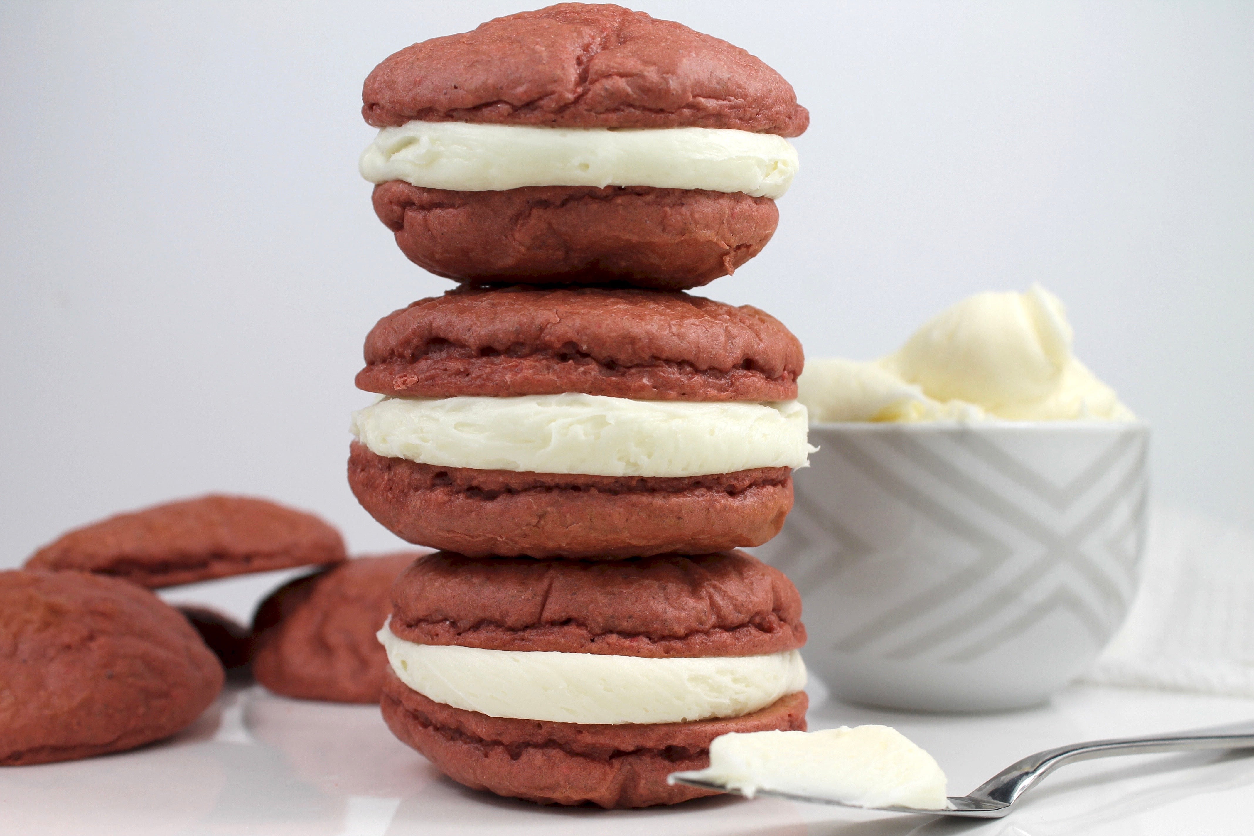 RED VELVET PROTEIN SANDWICH